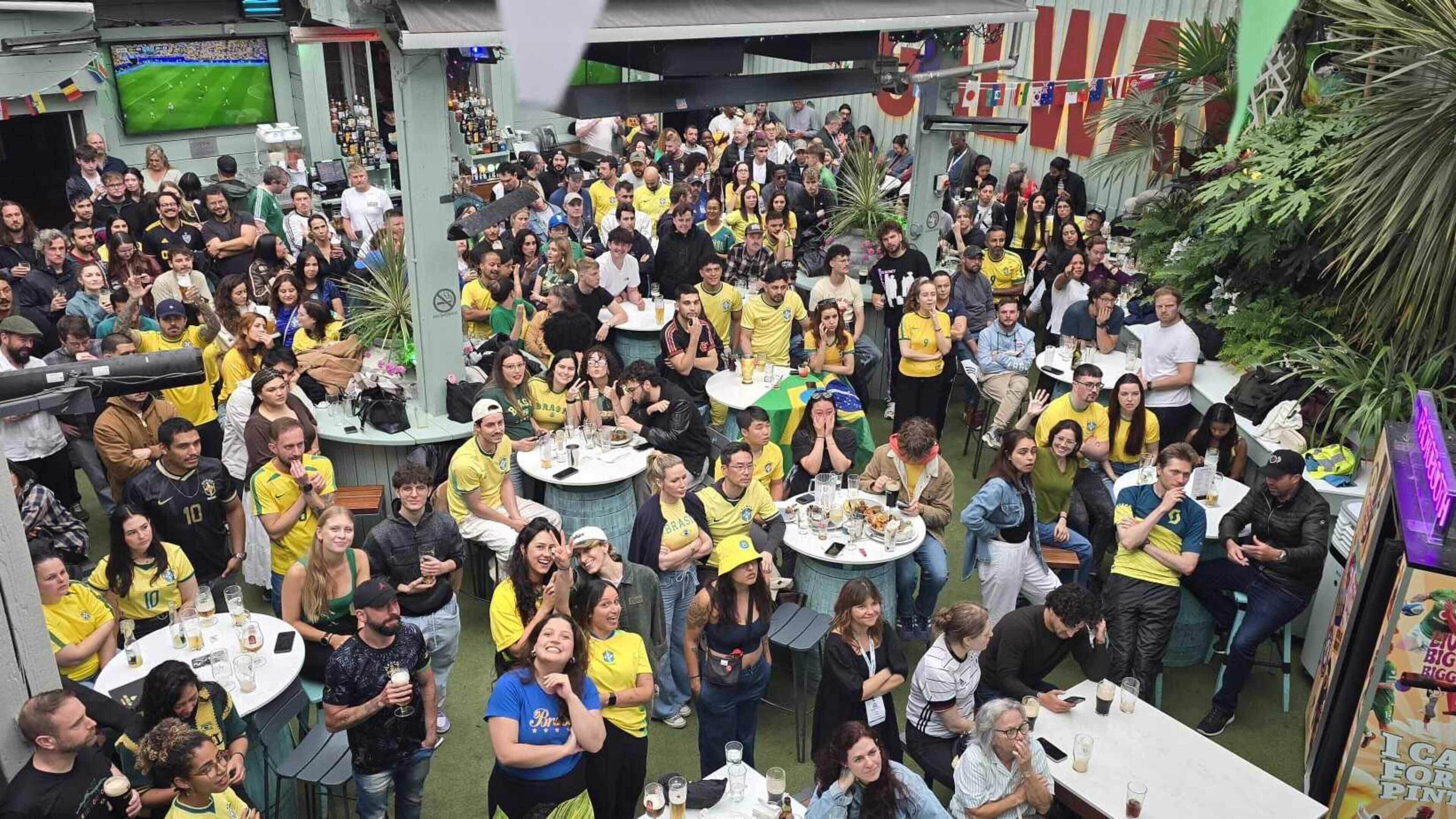‘Trad in the front, mad in the back’ – Galway pub becomes World Cup hotspot for fans from across the globe